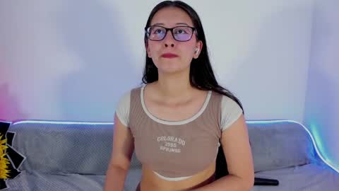 Snapshot of katnis_love_ chatting on June 3, 8:28 am Katnis online show from June 3, 8:28 am