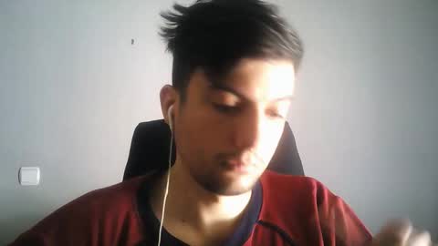 Snapshot of katraxhas chatting on April 10, 8:19 am EMO online show from April 10, 8:19 am