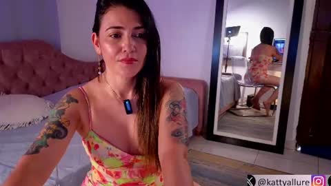 Katty online show from July 19, 8:01 pm