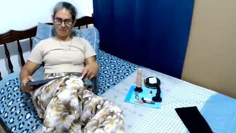 angel online show from June 9, 4:18 pm