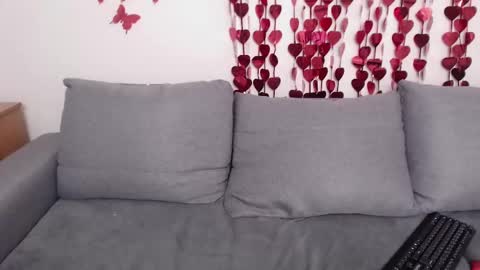 Snapshot of kattyroys chatting on February 15, 2:47 am Katty online show from February 15, 2:47 am