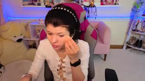 Snapshot of katyazaitseva chatting on July 10, 6:43 pm Katya online show from July 10, 6:43 pm