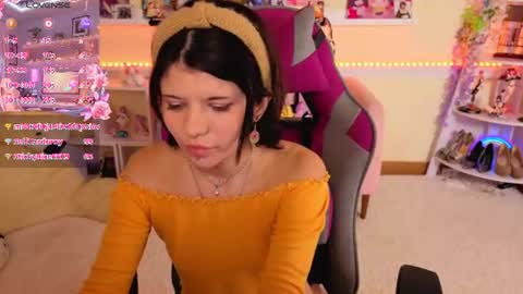Snapshot of katyazaitseva chatting on July 14, 2:05 am Katya online show from July 14, 2:05 am