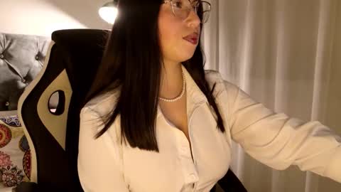 KATY online show from February 17, 2:30 am