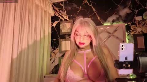 katy  online show from February 7, 11:58 am