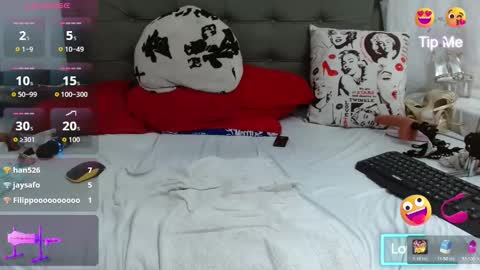 Snapshot of katysquirtdirty69 chatting on May 4, 11:12 pm Katy online show from May 4, 11:12 pm