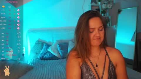Snapshot of kaya_davies chatting on June 6, 11:31 pm Kaya online show from June 6, 11:31 pm