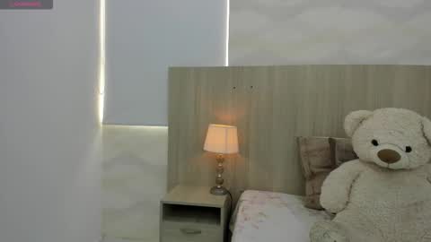   online show from September 14, 11:31 am