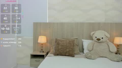   online show from October 2, 11:28 am