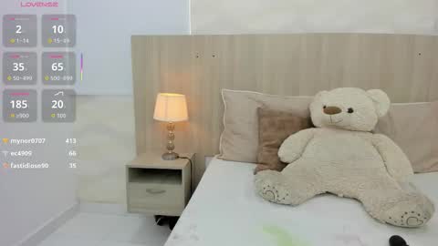   online show from October 5, 11:19 am