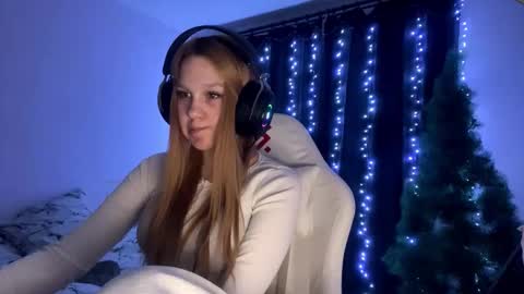 Amia online show from February 21, 5:36 pm