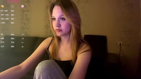 Amia online show from August 3, 6:55 pm