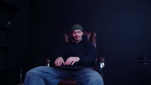 KaydenDrew online show from December 16, 5:23 am