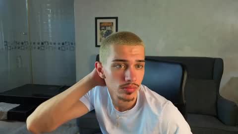 KaydenDrew online show from April 1, 1:41 pm