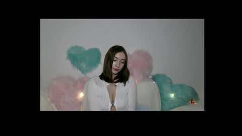 kayla online show from May 8, 6:35 pm