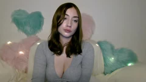 kayla online show from July 18, 7:39 pm