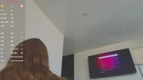 kaylee_ee online show from April 14, 10:10 am