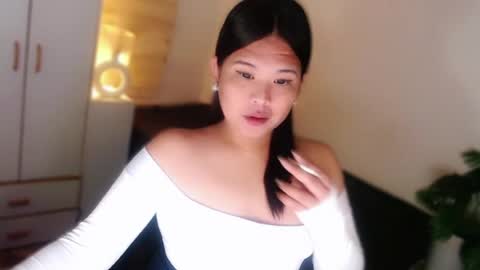 Snapshot of kayleepinay chatting on June 24, 8:08 pm Y O U R F U T U R E K A Y L E E online show from June 24, 8:08 pm