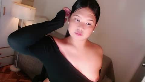 Snapshot of kayleepinay chatting on August 5, 6:00 pm Y O U R F U T U R E K A Y L E E online show from August 5, 6:00 pm