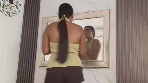 Kayna online show from November 8, 7:34 pm