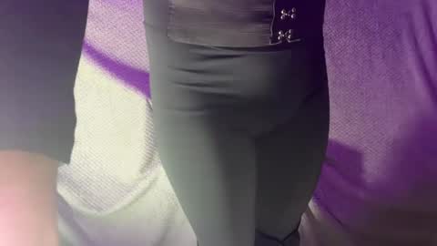 Snapshot of kayorkatie chatting on February 11, 1:51 pm katie online show from February 11, 1:51 pm