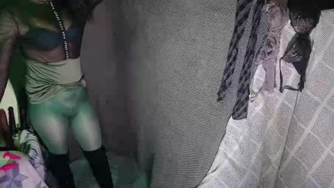 Snapshot of kayorkatie chatting on February 21, 5:03 pm katie online show from February 21, 5:03 pm