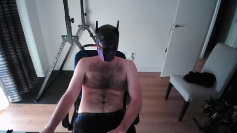 Snapshot of kaywolf89 chatting on February 26, 5:23 pm Neon online show from February 26, 5:23 pm