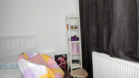 Snapshot of kayyrachyl chatting on June 12, 2:21 am kayyrachyl online show from June 12, 2:21 am