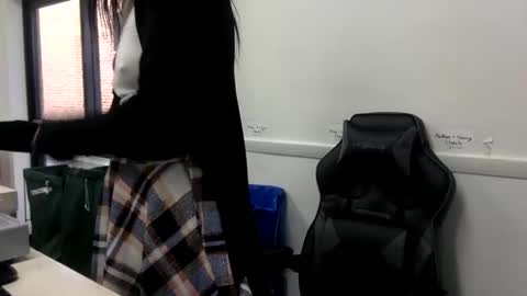 KCupCakes online show from February 5, 5:17 pm