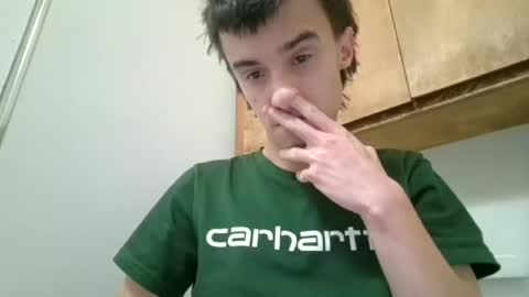 Snapshot of keegang34 chatting on February 21, 12:22 am keegang34 online show from February 21, 12:22 am