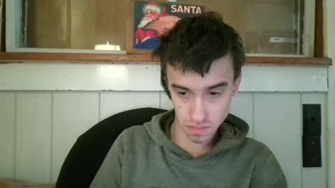 Snapshot of keegang34 chatting on February 21, 7:04 pm keegang34 online show from February 21, 7:04 pm