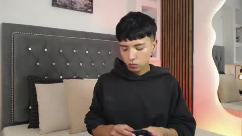 nico online show from April 15, 12:23 pm