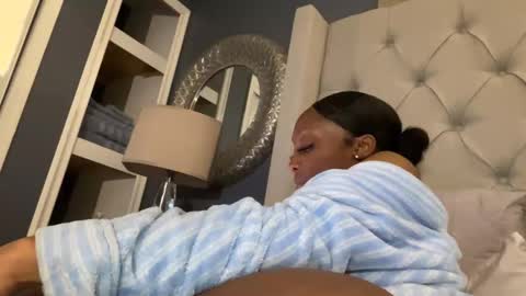 Keephimcum69me online show from October 21, 1:17 am