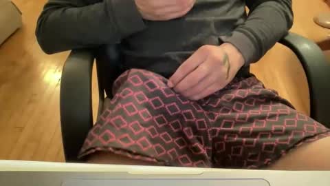 Snapshot of keesey23 chatting on November 21, 4:22 am Keesey23 online show from November 21, 4:22 am