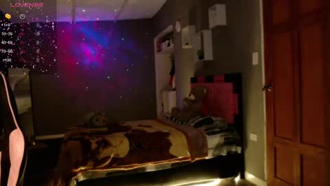 Kimk online show from September 30, 9:09 pm