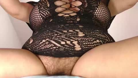 Angela online show from November 4, 7:57 pm