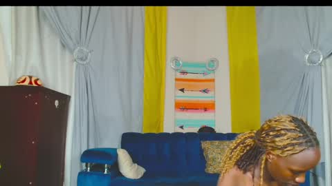 keily online show from April 26, 9:12 pm