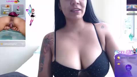 Snapshot of keisha_skinny chatting on June 5, 4:56 pm Keisha Thomson online show from June 5, 4:56 pm