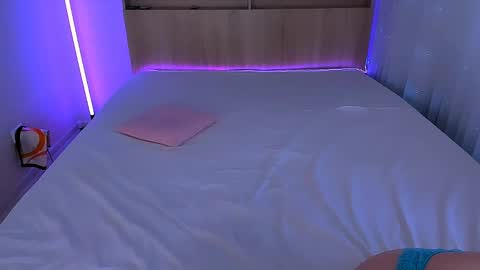 Linda online show from April 4, 8:12 am