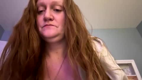 kellilyn10 online show from April 21, 2:15 am