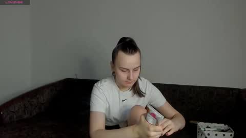 Im Kelly online show from April 21, 2:45 pm