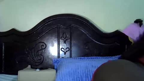 kellymine_ online show from February 4, 4:02 pm