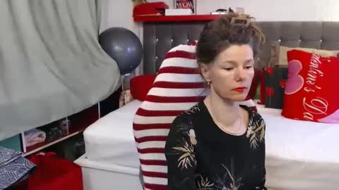 kelly online show from March 17, 11:57 am