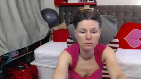 kelly online show from March 20, 1:49 pm