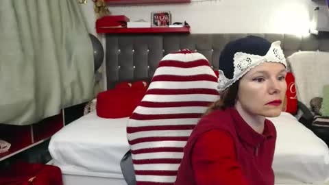 kelly online show from March 23, 10:03 pm