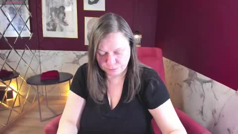 Kelly online show from April 17, 5:54 am