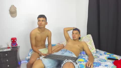 kelvin_hot276 online show from October 31, 1:17 am