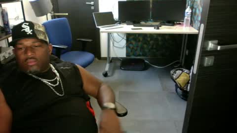 Snapshot of ken3897 chatting on July 8, 11:26 am ken3897 online show from July 8, 11:26 am