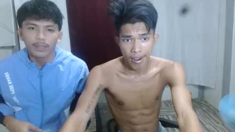 ken_minjun online show from May 1, 11:48 am