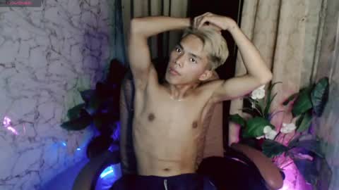 Snapshot of ken_minjun chatting on June 17, 11:34 am ken_minjun online show from June 17, 11:34 am